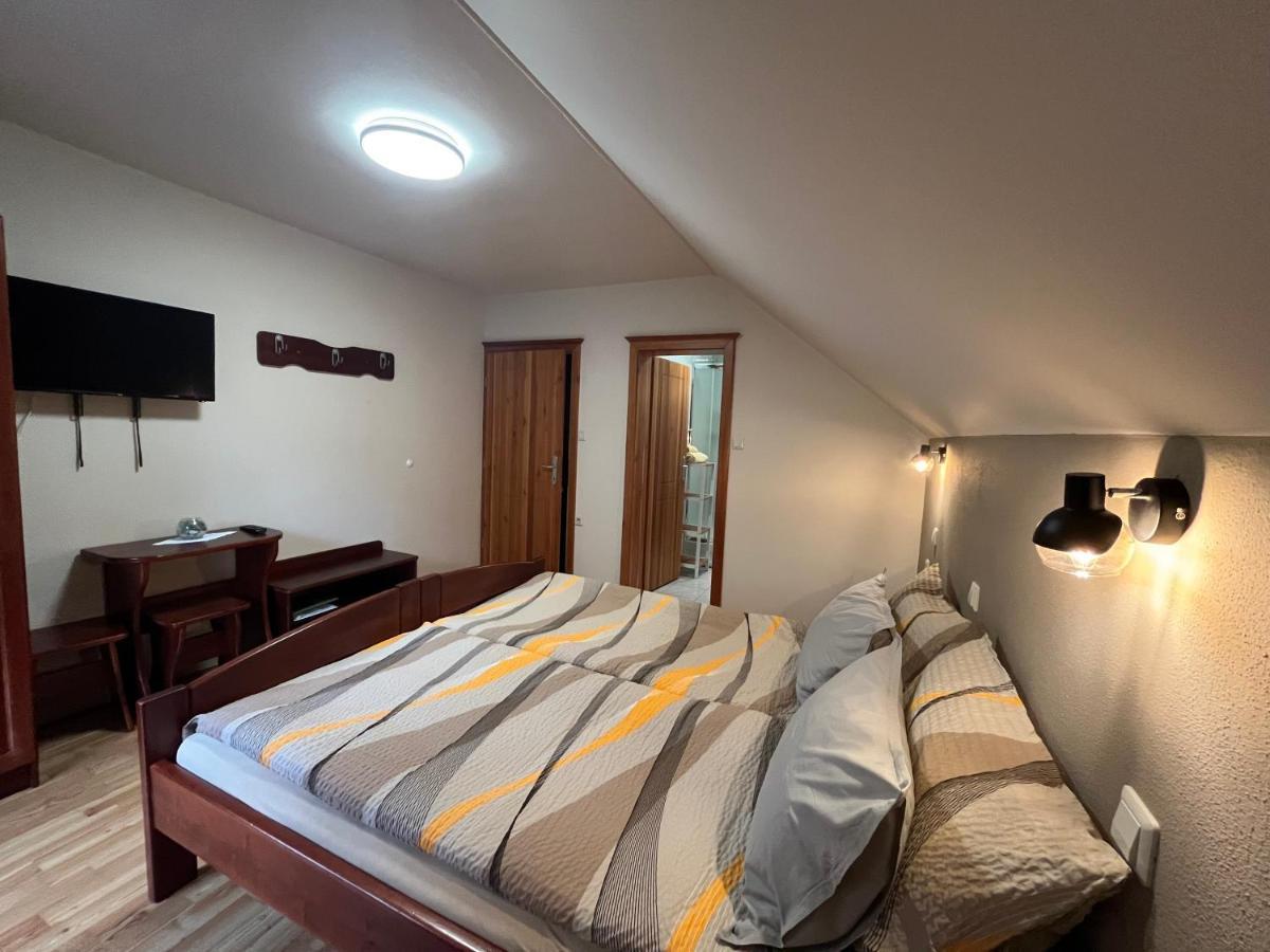 Farm stay Na Logu - Farm Ambroz Gregorc Solcava